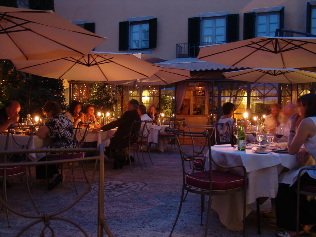 Hotel Relais Dell'Orologio Пиза Ресторант снимка